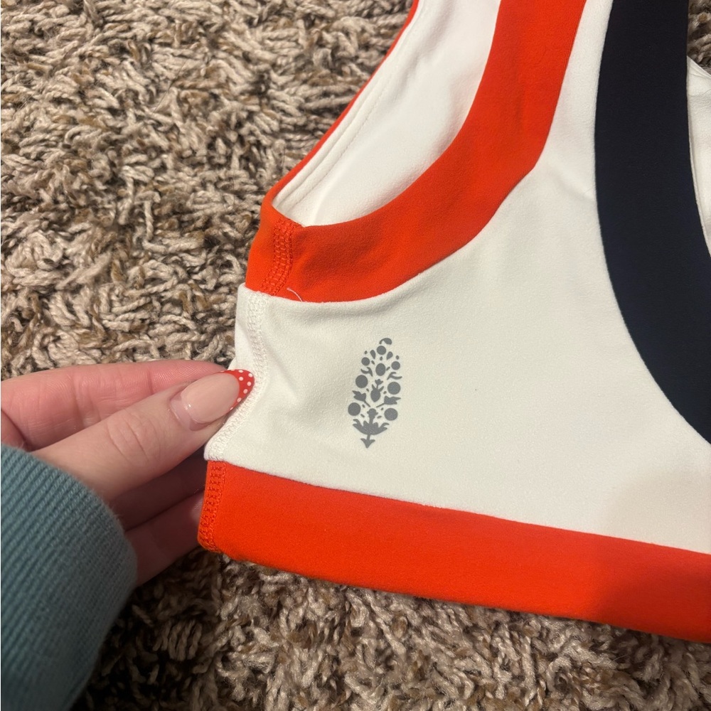 Colorblock Sports Bra - Picture 4 of 5